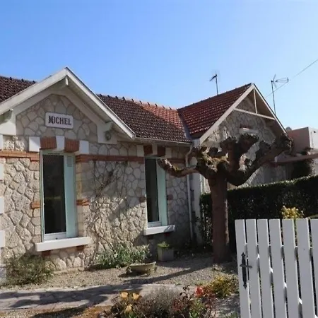 House Maison Renovee Dans Le Quartier Du Parc De 300 Metres Plage * Royan