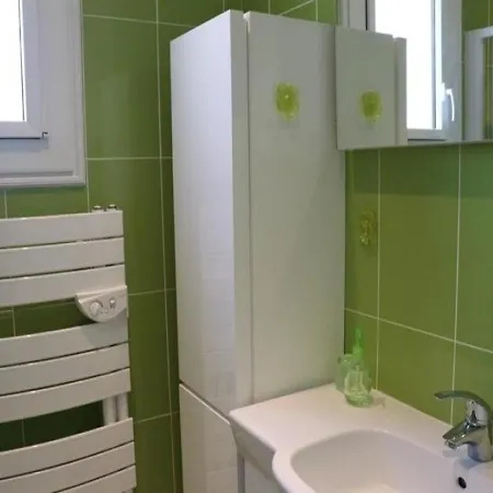 Сasa de vacaciones House Maison Renovee Dans Le Quartier Du Parc De 300 Metres Plage